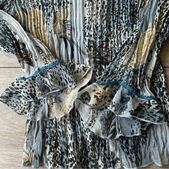 Funsport Animal Print  Sequins Ruffles Blouse - Picture 9 of 13